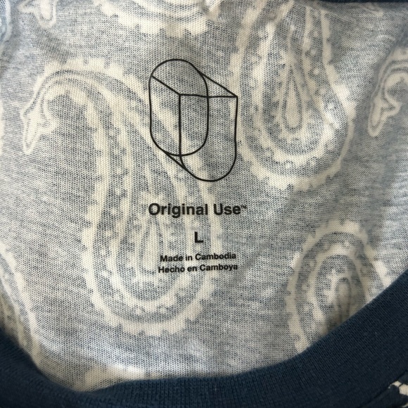 2/$30⚡️- SHIRT | Men’s Original Use shirt size large (fits like a M-L) - Picture 3 of 4